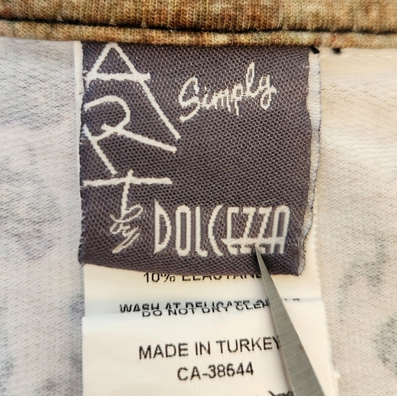 Dolcezza Sunflower Art Jacket - Picture 10 of 14